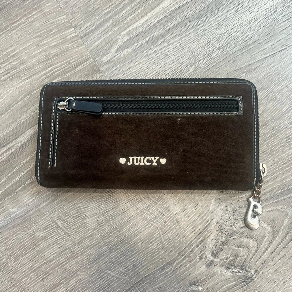 Vintage Juicy Couture - Picture 2 of 5